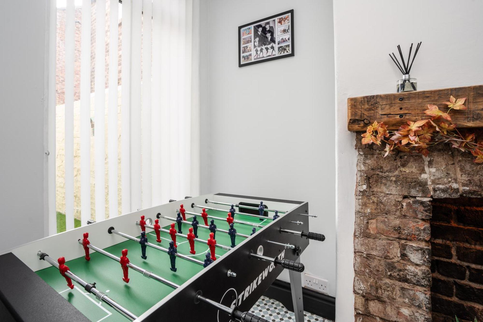 Swiss Haven - Spacious 3 Bedroom House Liverpool Ngoại thất bức ảnh